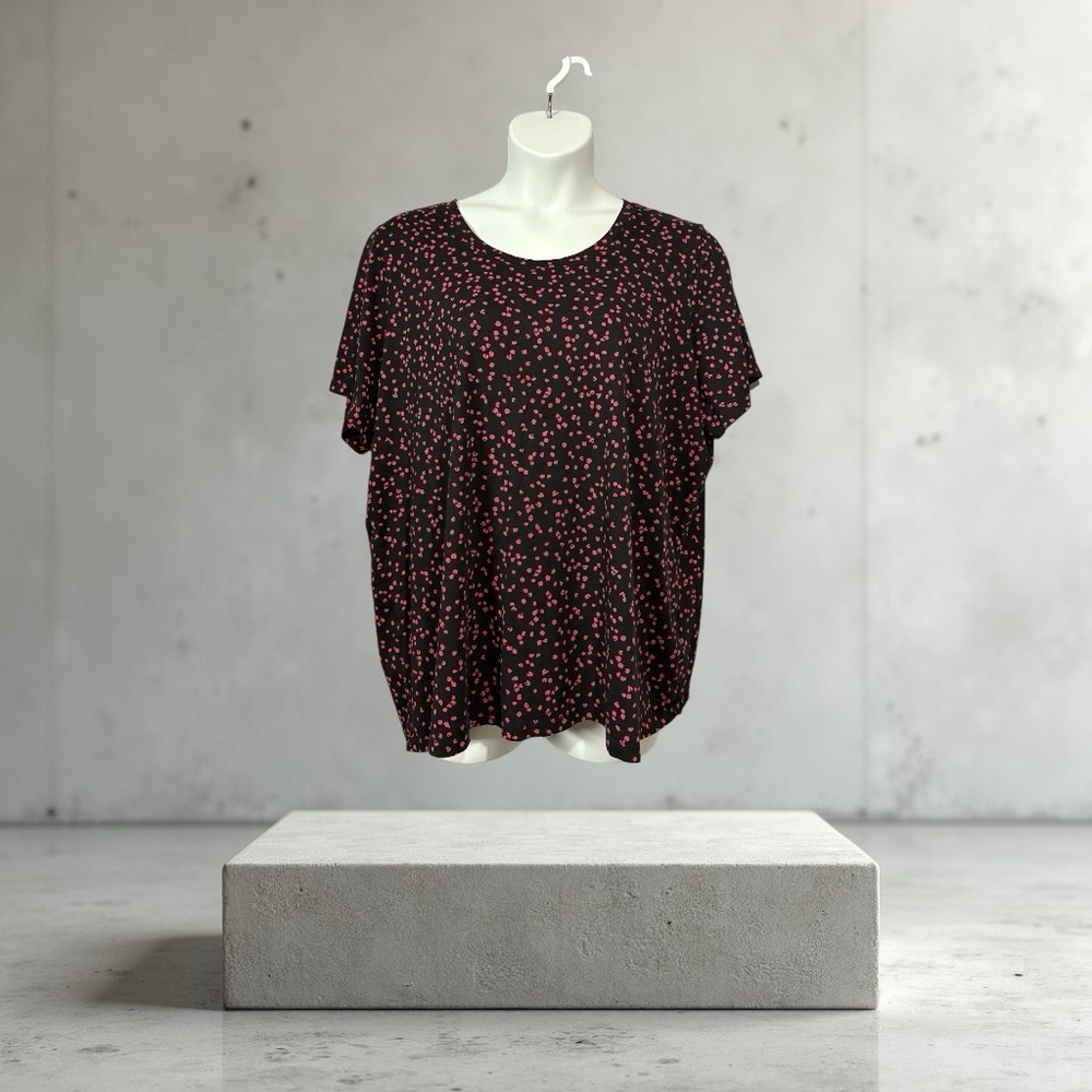 Penningtons, Boyfriend Fit Red Print T-Shirt, Plus Size 2X, Black, Red